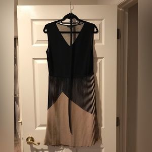 Dress with belt